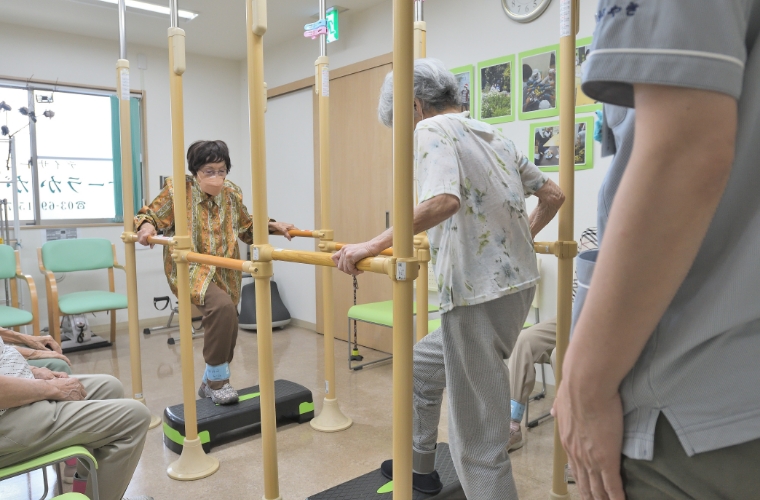 専門職による機能訓練